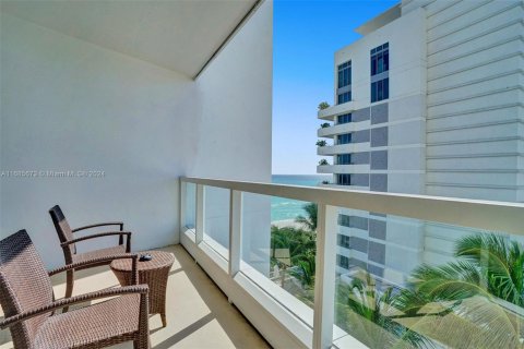 Copropriété à vendre à Miami Beach, Floride: 48.4 m2 № 2154774 - photo 8