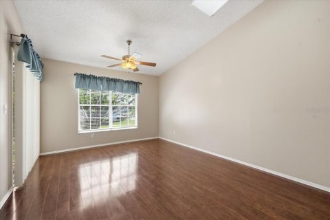 Adosado en venta en Treasure Island, Florida, 2 dormitorios, 85.47 m2 № 2095745 - foto 20