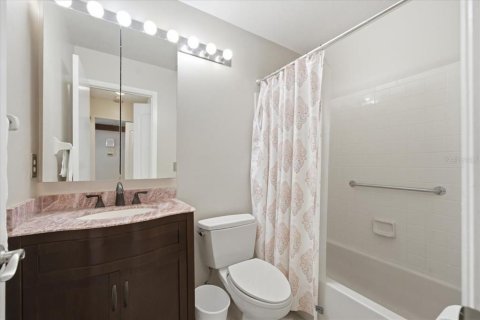Adosado en venta en Treasure Island, Florida, 2 dormitorios, 85.47 m2 № 2095745 - foto 30