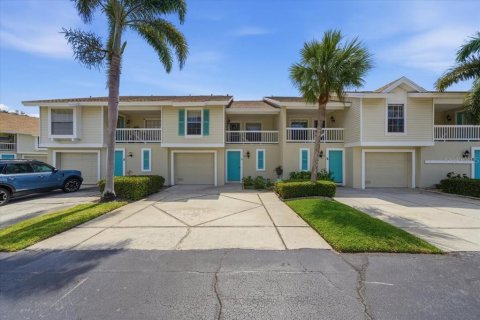 Adosado en venta en Treasure Island, Florida, 2 dormitorios, 85.47 m2 № 2095745 - foto 2