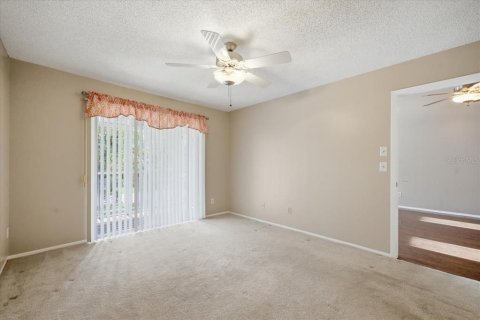 Adosado en venta en Treasure Island, Florida, 2 dormitorios, 85.47 m2 № 2095745 - foto 27