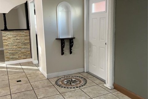 Снять в аренду кондоминиум в Майами, Флорида 2 спальни, 92.25м2, № 1930992 - фото 6