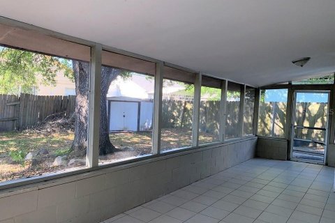 Villa ou maison à louer à Orlando, Floride: 3 chambres, 111.76 m2 № 2111103 - photo 9