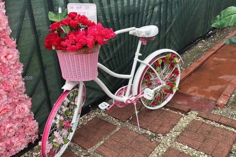 Купить виллу или дом в Майами, Флорида 7 спален, 116.41м2, № 1990112 - фото 26