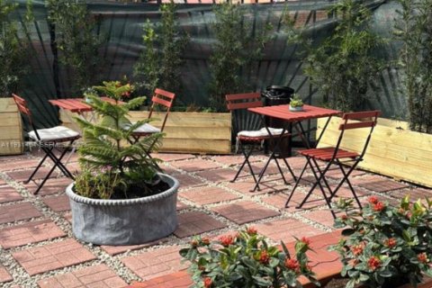 Купить виллу или дом в Майами, Флорида 7 спален, 116.41м2, № 1990112 - фото 9