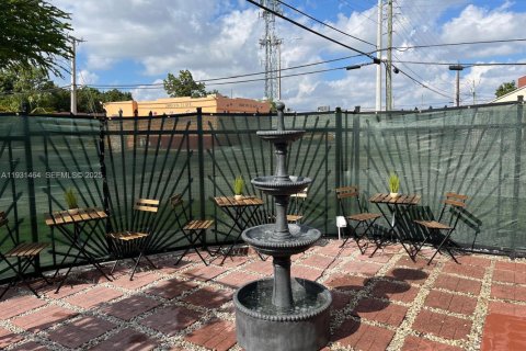 Купить виллу или дом в Майами, Флорида 7 спален, 116.41м2, № 1990112 - фото 11