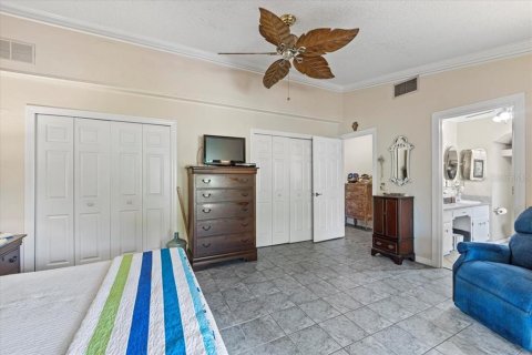 House in Palm Coast, Florida 3 bedrooms, 150.87 sq.m. № 1690145 - photo 15