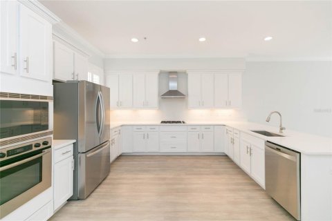 Townhouse in Tampa, Florida 3 bedrooms, 285.86 sq.m. № 2109960 - photo 6