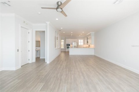 Townhouse in Tampa, Florida 3 bedrooms, 285.86 sq.m. № 2109960 - photo 12