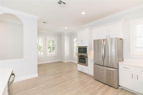 Townhouse in Tampa, Florida 3 bedrooms, 285.86 sq.m. № 2109960 - photo 8