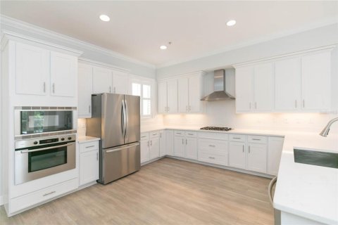 Townhouse in Tampa, Florida 3 bedrooms, 285.86 sq.m. № 2109960 - photo 7