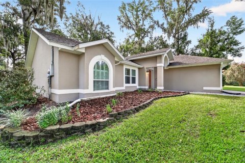 Villa ou maison à vendre à Ocala, Floride: 3 chambres, 181.72 m2 № 2290580 - photo 2