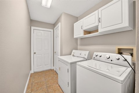 Villa ou maison à vendre à Ocala, Floride: 3 chambres, 181.72 m2 № 2290580 - photo 27
