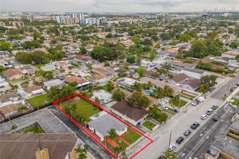 Купить виллу или дом в Майами, Флорида 3 спальни, 153.1м2, № 1953002 - фото 26