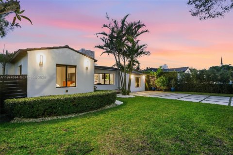 Villa ou maison à vendre à Miami Shores, Floride: 4 chambres, 274.99 m2 № 2041107 - photo 5