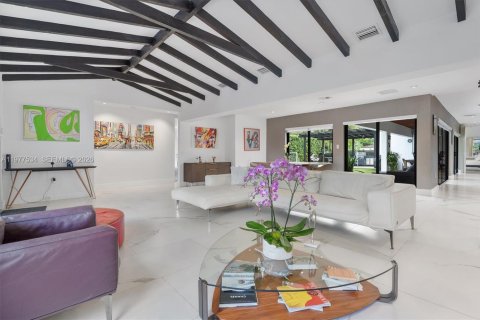 Villa ou maison à vendre à Miami Shores, Floride: 4 chambres, 274.99 m2 № 2041107 - photo 13