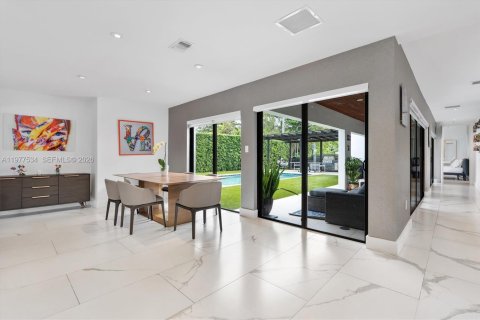 Villa ou maison à vendre à Miami Shores, Floride: 4 chambres, 274.99 m2 № 2041107 - photo 15