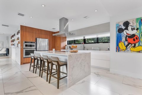 Villa ou maison à vendre à Miami Shores, Floride: 4 chambres, 274.99 m2 № 2041107 - photo 19