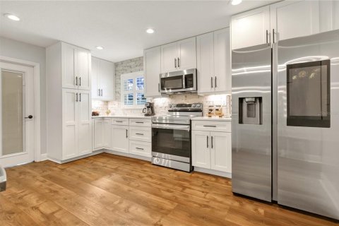 Villa ou maison à vendre à Lakeland, Floride: 3 chambres, 154.4 m2 № 2398703 - photo 12