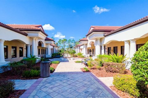 Propiedad comercial en venta en Lakewood Ranch, Florida, 747.49 m2 № 2097733 - foto 2