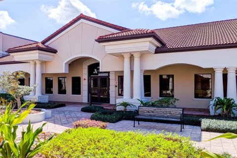 Propiedad comercial en Lakewood Ranch, Florida 747.49 m2 № 2097733