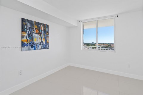 Condominio en venta en Miami, Florida, 1 dormitorio, 47.38 m2 № 1958939 - foto 19