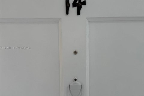 Condominio en alquiler en Miami, Florida, 1 dormitorio, 52.95 m2 № 2047302 - foto 16