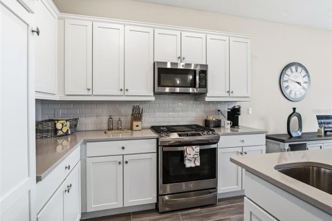 House in OCALA PRESERVE in Ocala, Florida 2 bedrooms, 122.45 sq.m. № 2394152 - photo 7