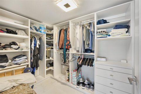 Condominio en venta en Fort Lauderdale, Florida, 1 dormitorio, 83.61 m2 № 1864303 - foto 13