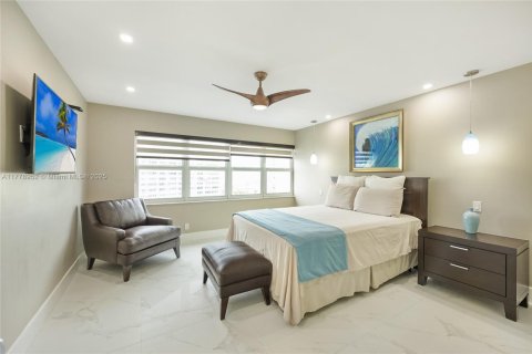 Condominio en venta en Fort Lauderdale, Florida, 1 dormitorio, 83.61 m2 № 1864303 - foto 10