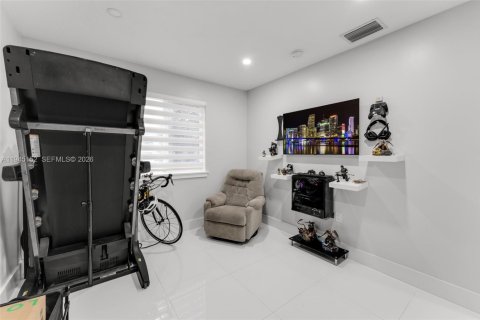 Casa en venta en Cutler Bay, Florida, 3 dormitorios, 121.61 m2 № 2001528 - foto 20