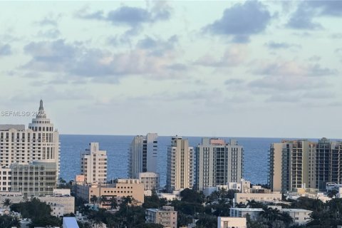 Copropriété à vendre à Miami Beach, Floride: 3 chambres, 221.85 m2 № 1988139 - photo 6