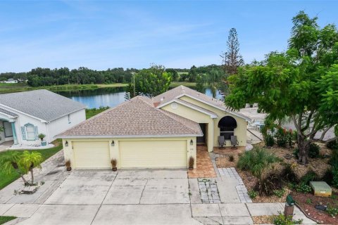 Casa en venta en Lake Wales, Florida, 3 dormitorios, 183.85 m2 № 2383336 - foto 2