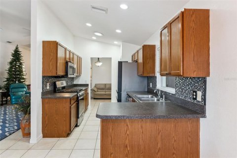 Casa en venta en Lake Wales, Florida, 3 dormitorios, 183.85 m2 № 2383336 - foto 8