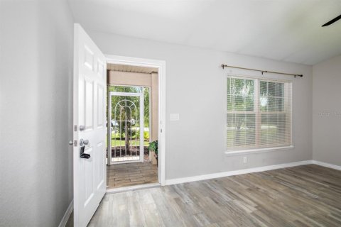 Villa ou maison à vendre à Ocala, Floride: 3 chambres, 104.05 m2 № 1666747 - photo 4