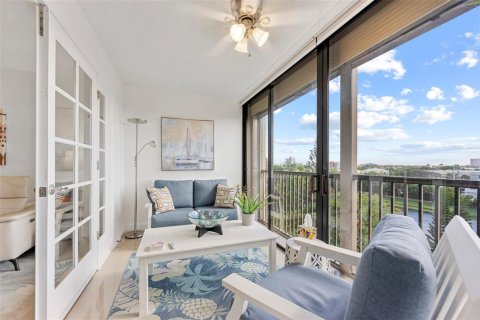 Condo in Pompano Beach, Florida, 2 bedrooms № 2173997 - photo 22