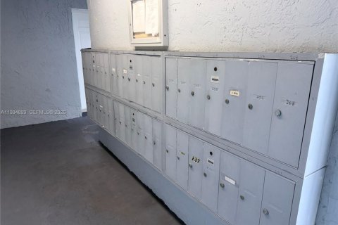 Copropriété à louer à Miami, Floride: 2 chambres, 131.46 m2 № 2046742 - photo 27