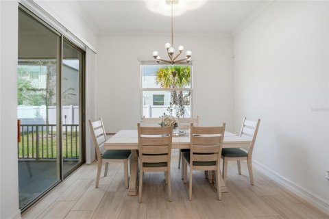 Casa en venta en Tampa, Florida, 4 dormitorios, 225.38 m2 № 2142261 - foto 18