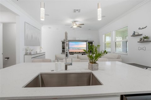Casa en venta en Tampa, Florida, 4 dormitorios, 225.38 m2 № 2142261 - foto 17