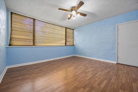 Copropriété à vendre à Gainesville, Floride: 1 chambre, 74.97 m2 № 2096362 - photo 12
