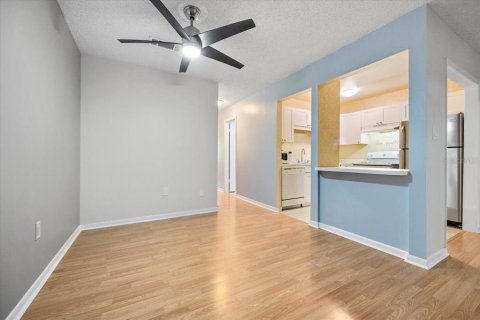 Copropriété à vendre à Gainesville, Floride: 1 chambre, 74.97 m2 № 2096362 - photo 6