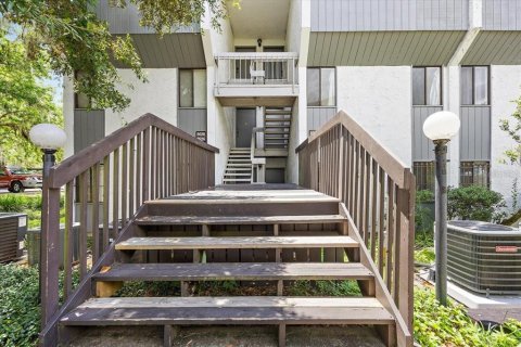 Condo à Gainesville, Floride, 1 chambre  № 2096362