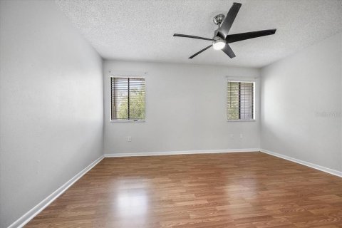 Copropriété à vendre à Gainesville, Floride: 1 chambre, 74.97 m2 № 2096362 - photo 8