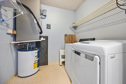 Copropriété à vendre à Gainesville, Floride: 1 chambre, 74.97 m2 № 2096362 - photo 11