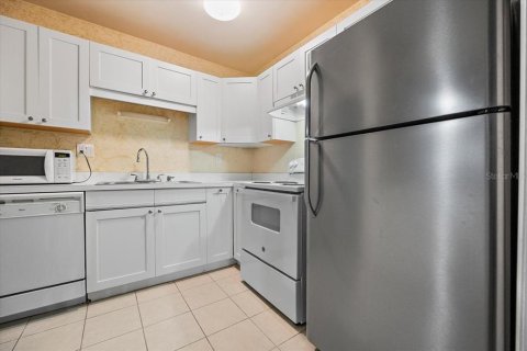 Copropriété à vendre à Gainesville, Floride: 1 chambre, 74.97 m2 № 2096362 - photo 7