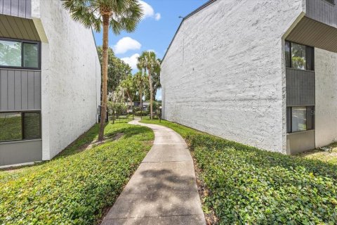 Copropriété à vendre à Gainesville, Floride: 1 chambre, 74.97 m2 № 2096362 - photo 13