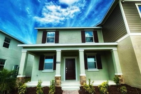 Townhouse in Kissimmee, Florida 3 bedrooms, 163.04 sq.m. № 1593602 - photo 1
