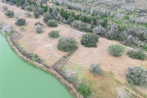 Terreno en venta en Fort Meade, Florida № 2229580 - foto 15