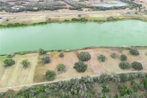 Terreno en venta en Fort Meade, Florida № 2229580 - foto 13