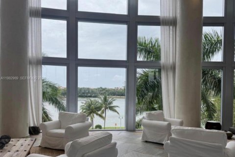 Copropriété à louer à Sunrise, Floride: 3 chambres, 118.08 m2 № 2049810 - photo 2